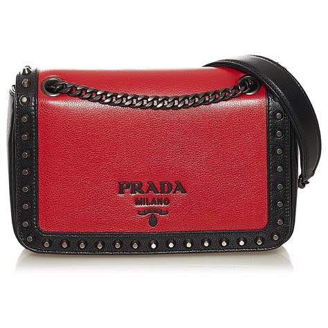 prada borsa con borchie|Borsa Prada Galleria extra large in pelle con borchie.